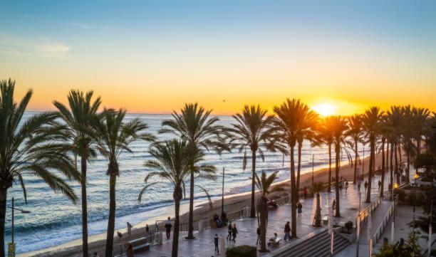 Urban Place In Marbella Close To Beach With Garage Exterior foto